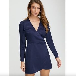 Wilfred Callie Long-Sleeve Wrap Dress